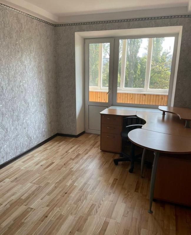 Продажа 4 комнатной квартиры 105 кв. м, Энтузиастов ул. 3