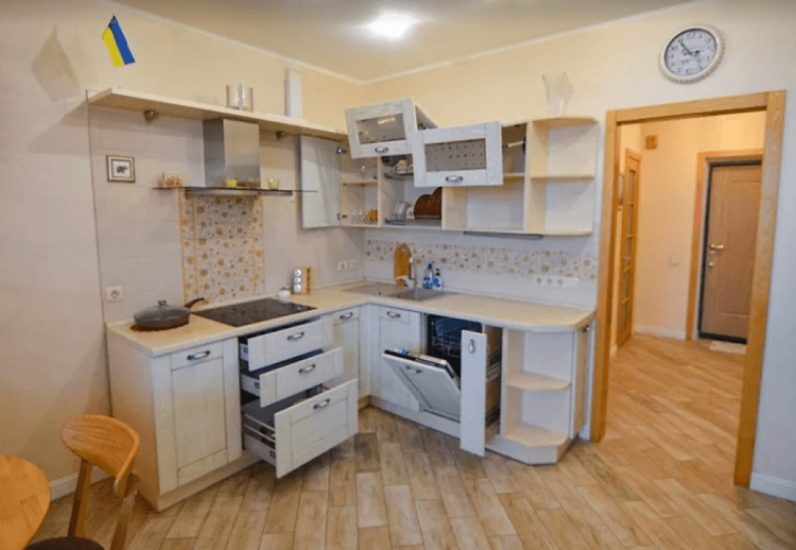Long term rent 1 bedroom-(s) apartment Traktorobudivnykiv Avenue 94в