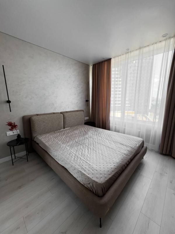 Sale 1 bedroom-(s) apartment 47 sq. m., Dniprovska Embarkment