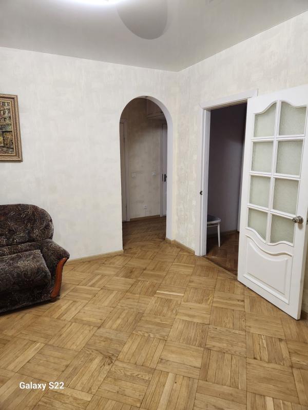 Sale 4 bedroom-(s) apartment 96 sq. m., Sribnokilska Street 4