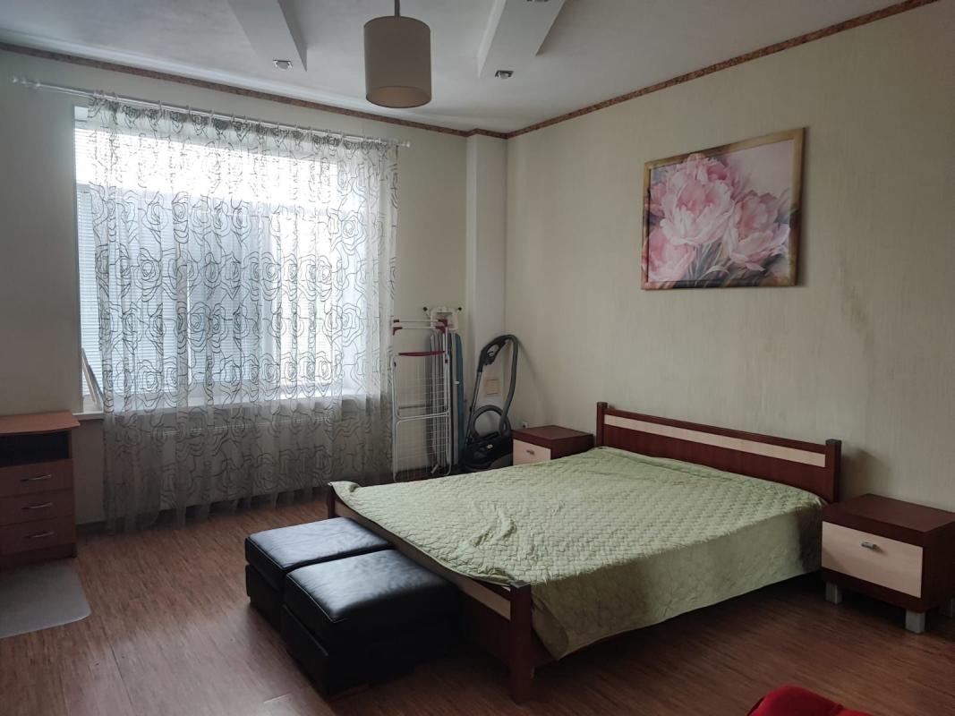 Long term rent 2 bedroom-(s) apartment Nauky avenue 12 (п1-п6)