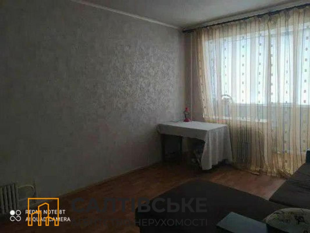 Продажа 3 комнатной квартиры 68 кв. м, Амосова ул. 27
