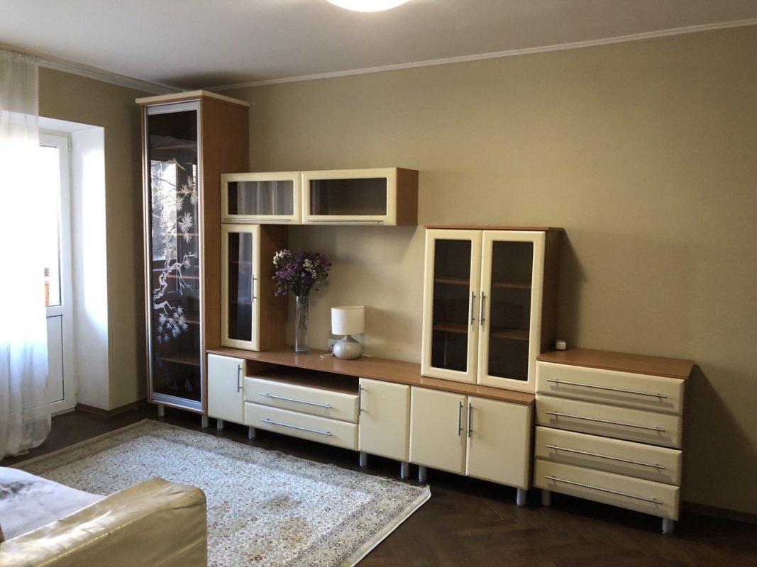 Long term rent 2 bedroom-(s) apartment Derevlyanska street (Yakira Street) 19б