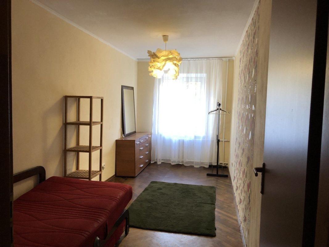 Long term rent 2 bedroom-(s) apartment Derevlyanska street (Yakira Street) 19б