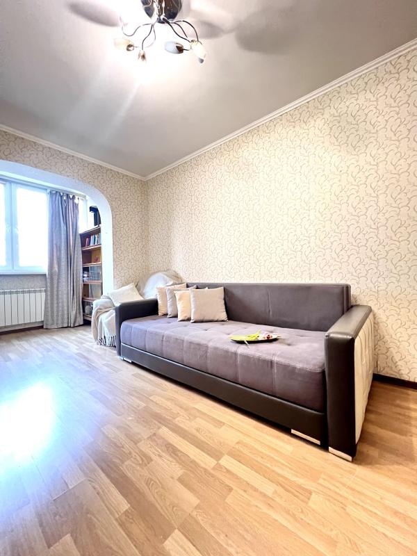 Sale 1 bedroom-(s) apartment 34 sq. m., Lukianivska Street 21