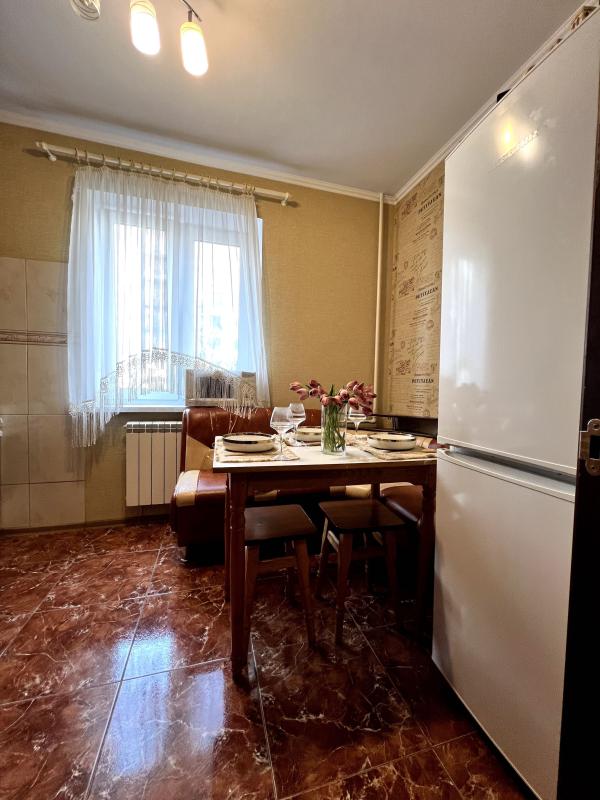 Sale 1 bedroom-(s) apartment 34 sq. m., Lukianivska Street 21