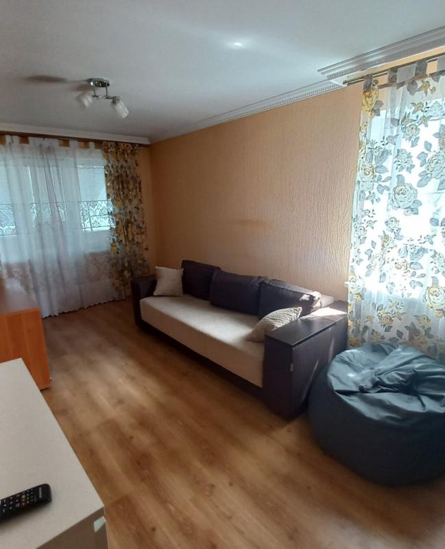 Продаж 2 кімнатної квартири 47 кв. м, Академіка Щусєва вул. 42а