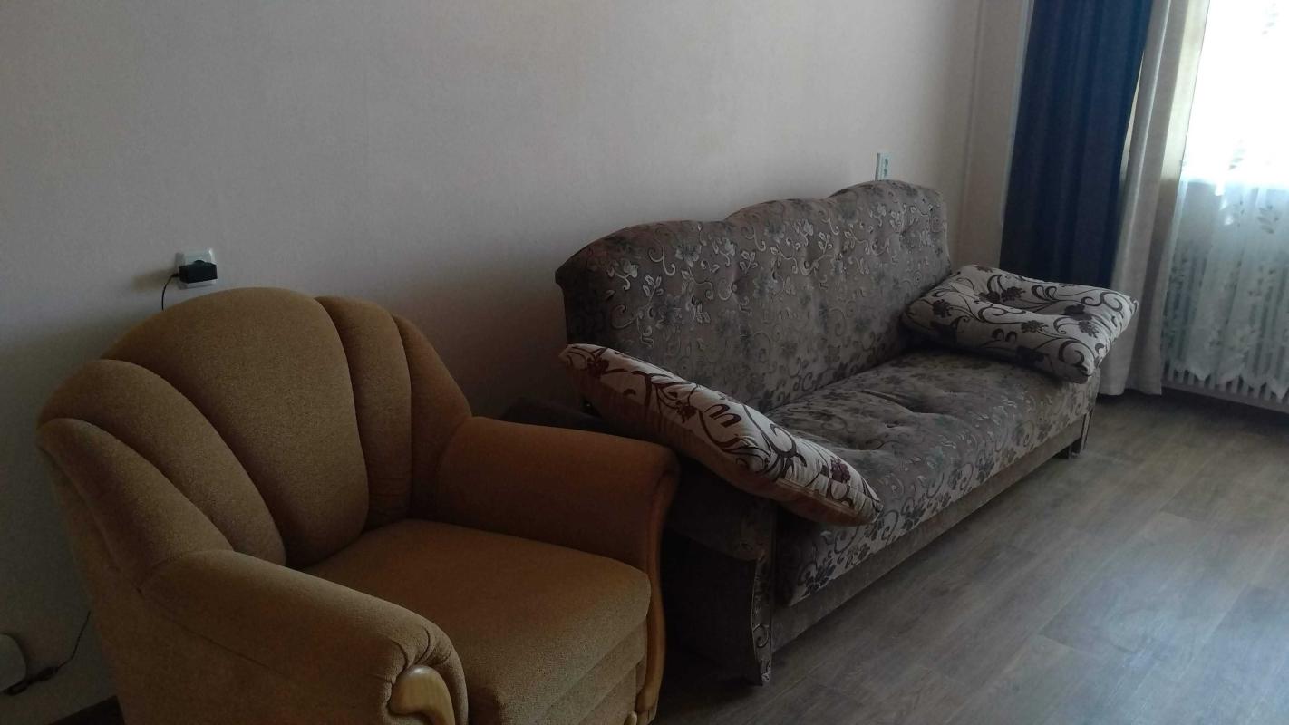 Long term rent 2 bedroom-(s) apartment Peremohy Avenue 74в