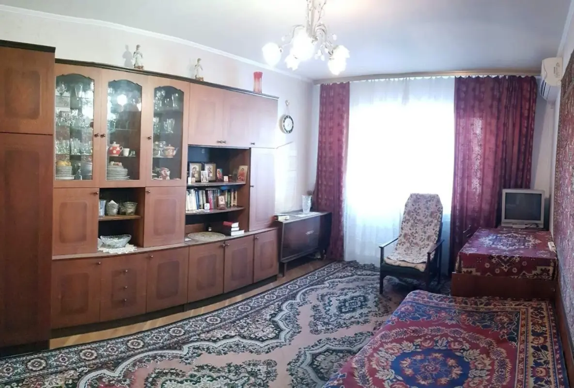 Apartment for sale - Trostianetska Street 6
