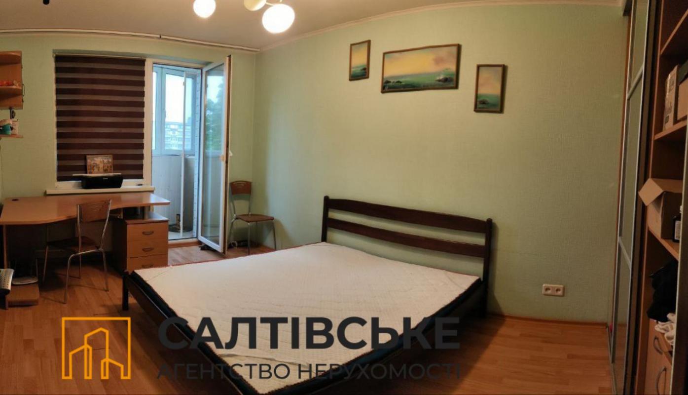 Sale 3 bedroom-(s) apartment 65 sq. m., Heroiv Pratsi Street 70