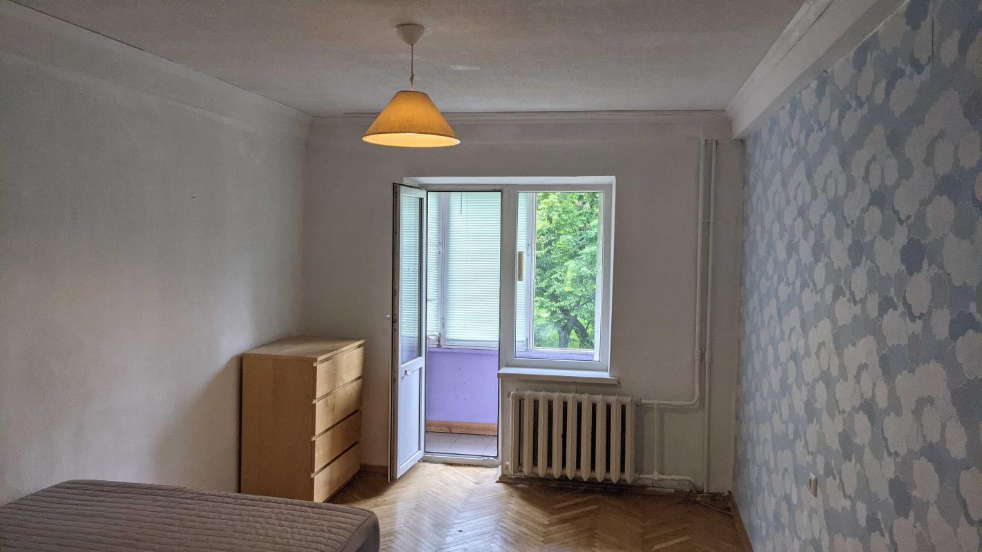 Long term rent 2 bedroom-(s) apartment Akademika Schuseva Street 8