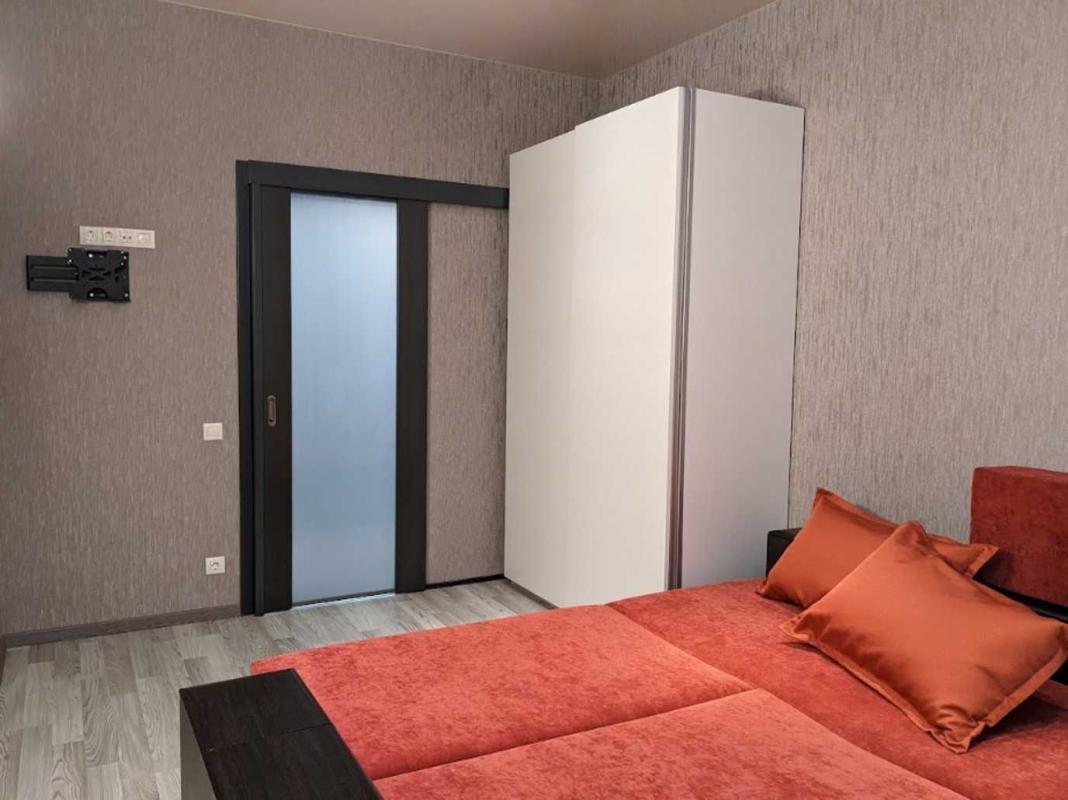 Sale 2 bedroom-(s) apartment 54 sq. m., Verkhnia Hyivska Street