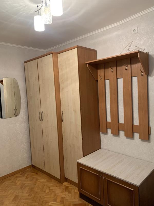 Долгосрочная аренда 1 комнатной квартиры Анны Ахматовой ул. 5