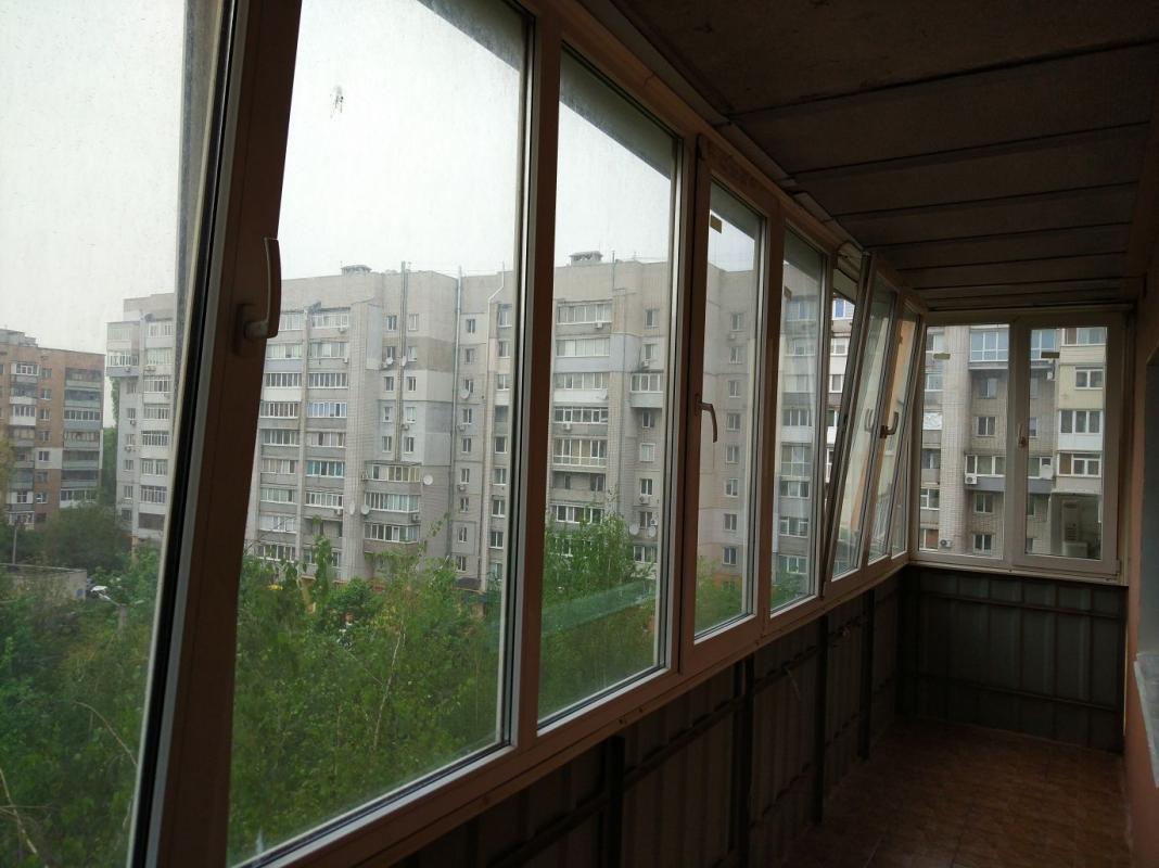 Sale 4 bedroom-(s) apartment 81 sq. m., Kharkivskykh Dyviziy Street 14к1