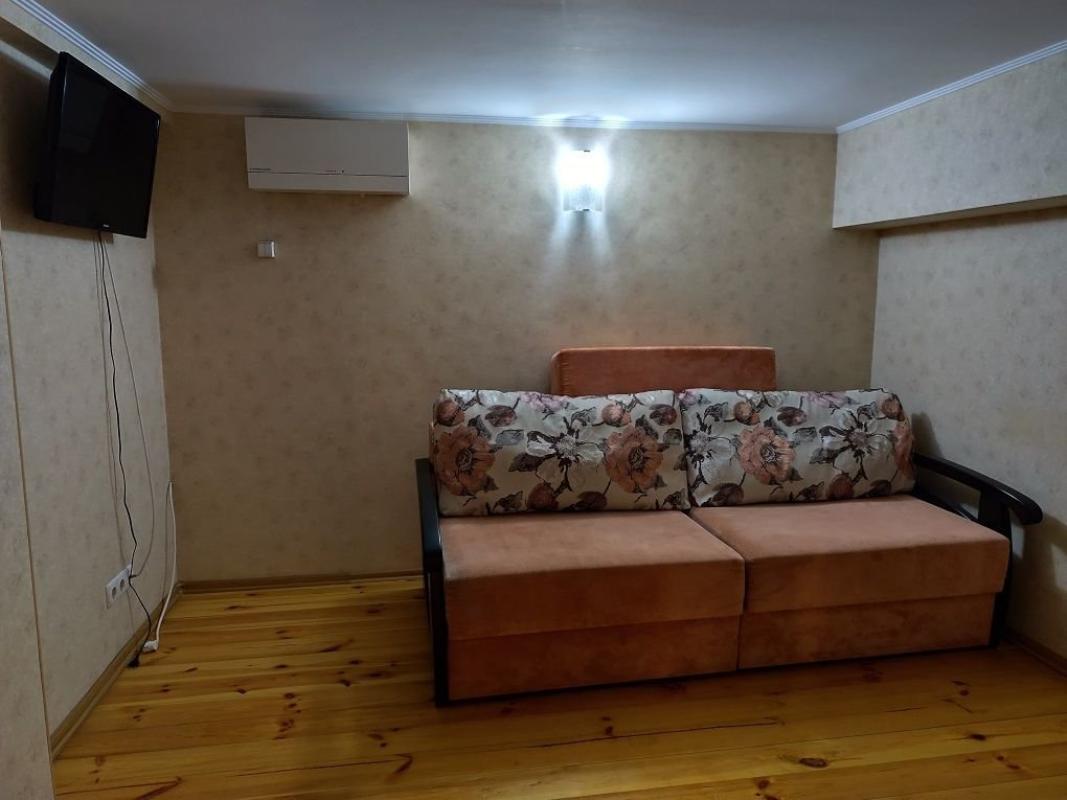 Долгосрочная аренда 3 комнатной квартиры Дарвина ул. 20