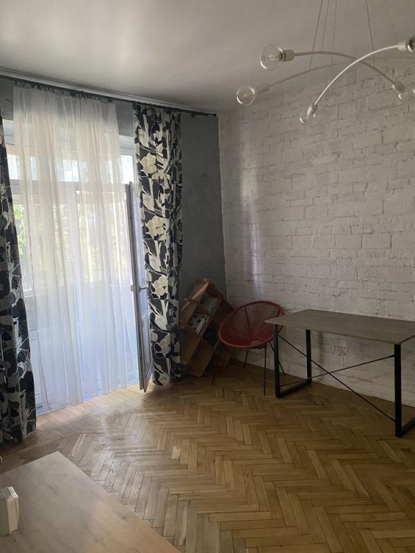 Long term rent 1 bedroom-(s) apartment Klinichna Street 21/19
