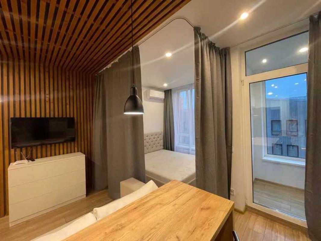 Long term rent 1 bedroom-(s) apartment Reheneratorna Street
