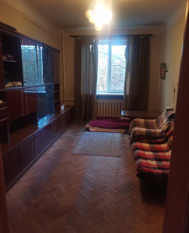 Продаж 2 кімнатної квартири 56 кв. м, Миколи Міхновського бульв. (Дружби Народів) 21