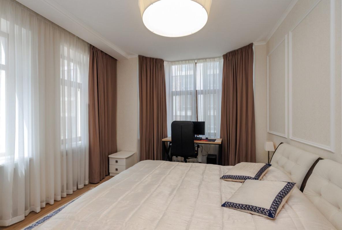 Sale 3 bedroom-(s) apartment 83 sq. m., Lukianivska Street 21б