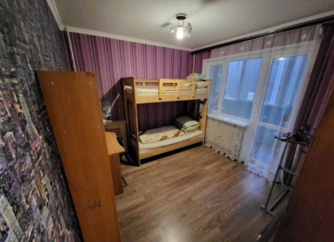 Long term rent 3 bedroom-(s) apartment Balakirieva Street 50а
