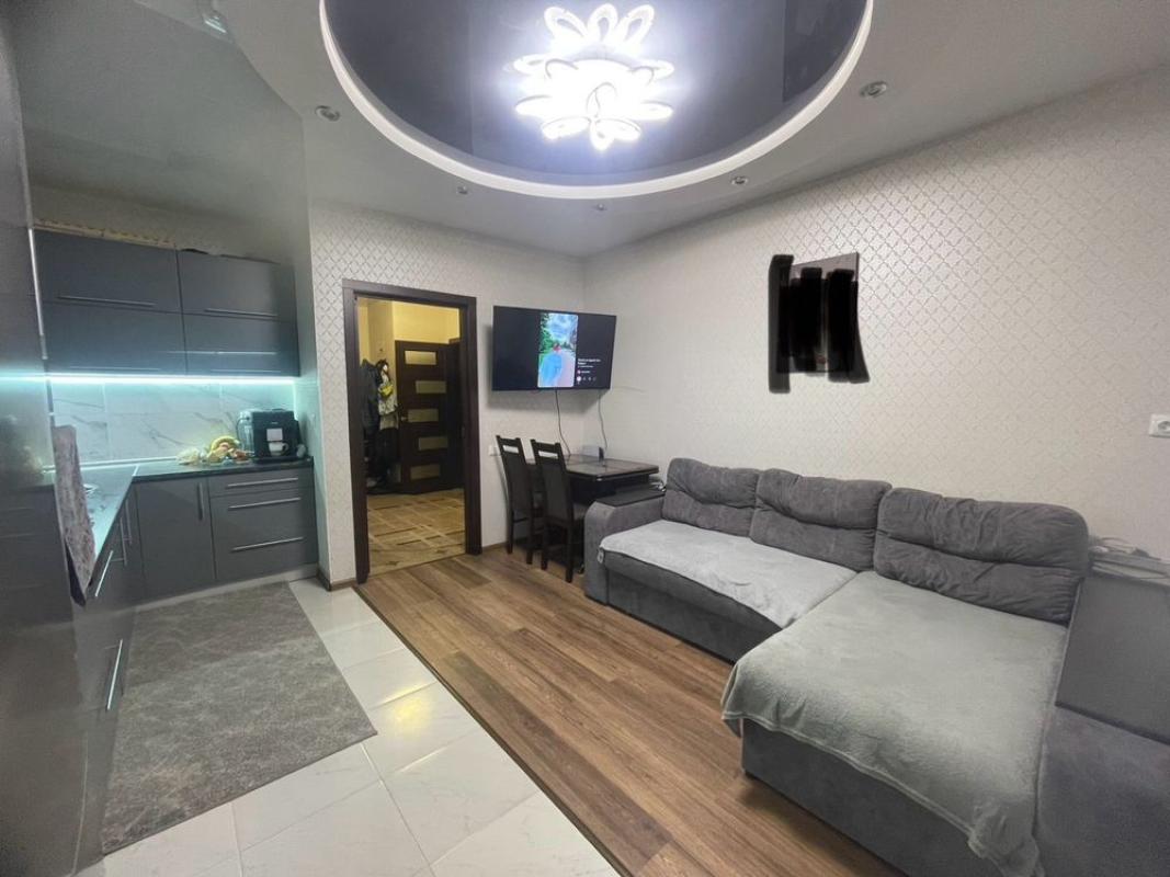 Sale 1 bedroom-(s) apartment 49 sq. m., Kachanivska Street 15