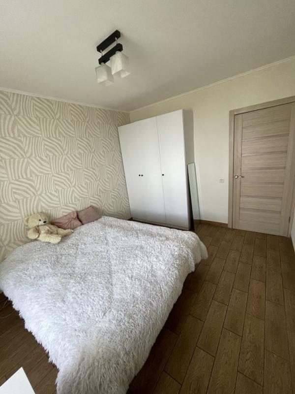 Sale 3 bedroom-(s) apartment 65 sq. m., Traktorobudivnykiv Avenue 85