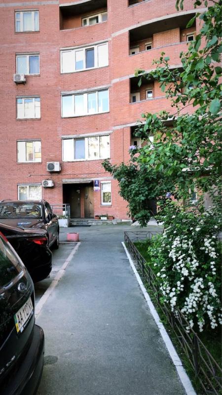 Долгосрочная аренда 1 комнатной квартиры Анны Ахматовой ул. 13д