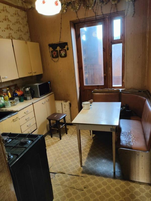 Long term rent 3 bedroom-(s) apartment Sumska Street 77/79