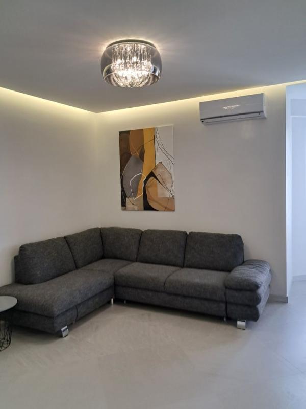 Long term rent 2 bedroom-(s) apartment Zolotoustivska Street