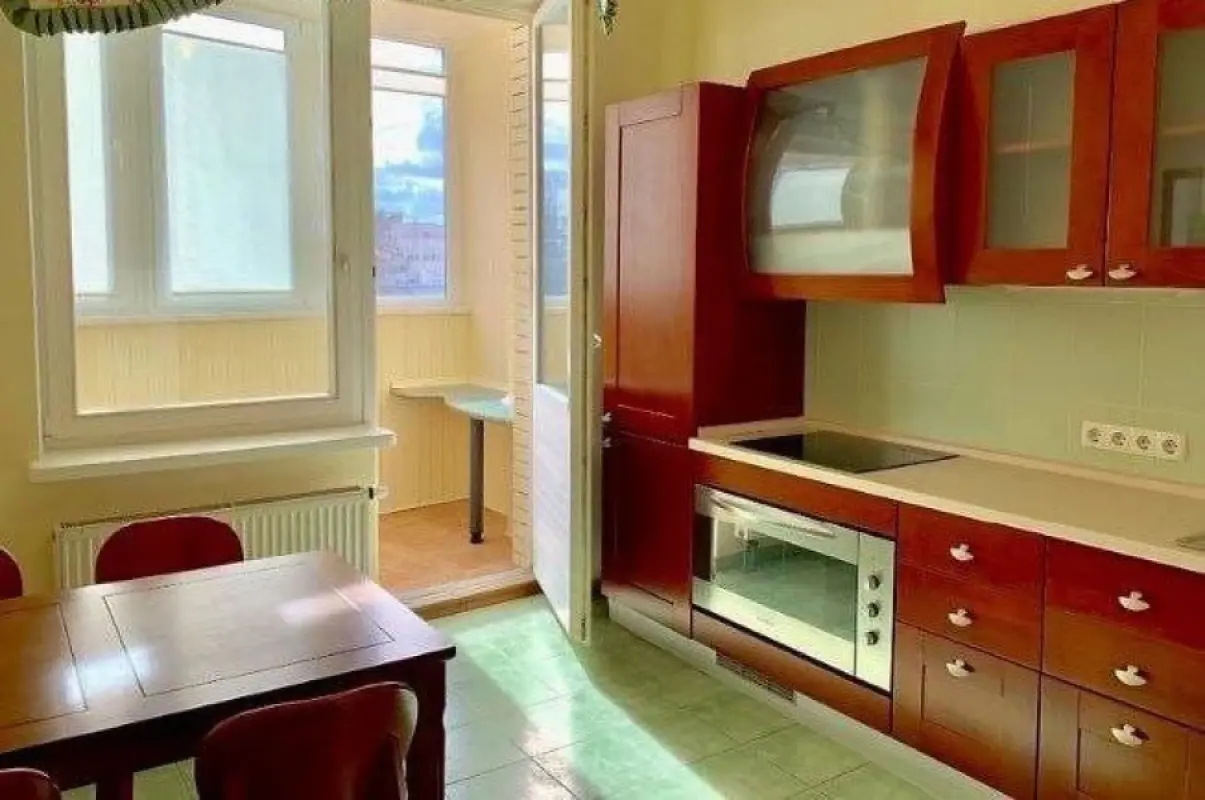 Apartment for rent - Profesora Pidvysotskoho Street 6в