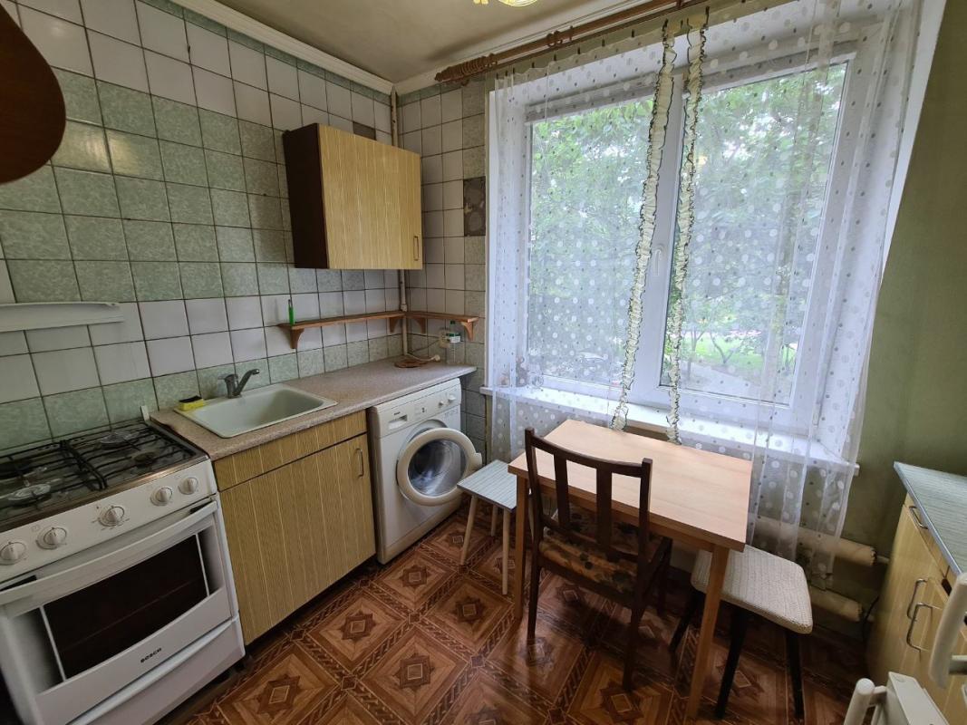 Long term rent 1 bedroom-(s) apartment Tankopiya Street 13/6