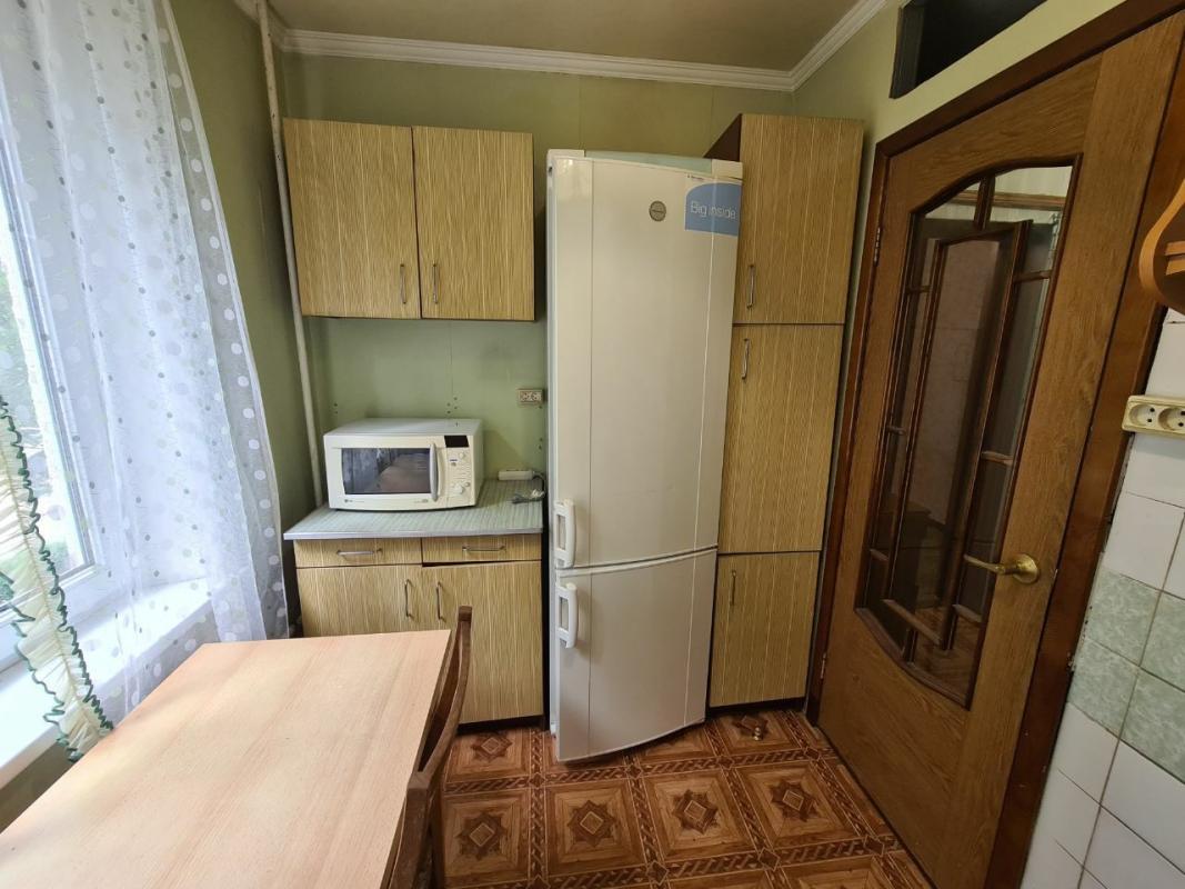 Long term rent 1 bedroom-(s) apartment Tankopiya Street 13/6