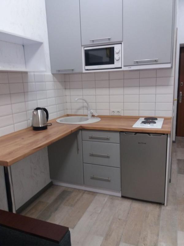 Long term rent 1 bedroom-(s) apartment Bilobrovskyi Lane 5