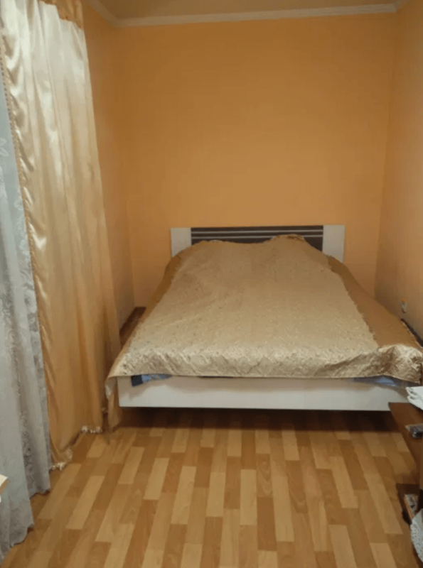 Long term rent 2 bedroom-(s) apartment Volonterska street (Sotsialistychna Street)