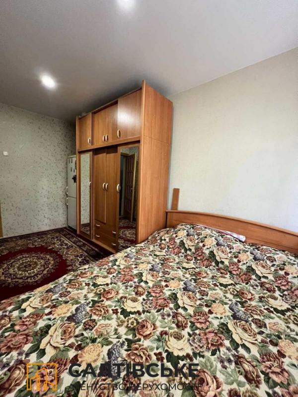 Продажа 3 комнатной квартиры 73 кв. м, Амосова ул. 5