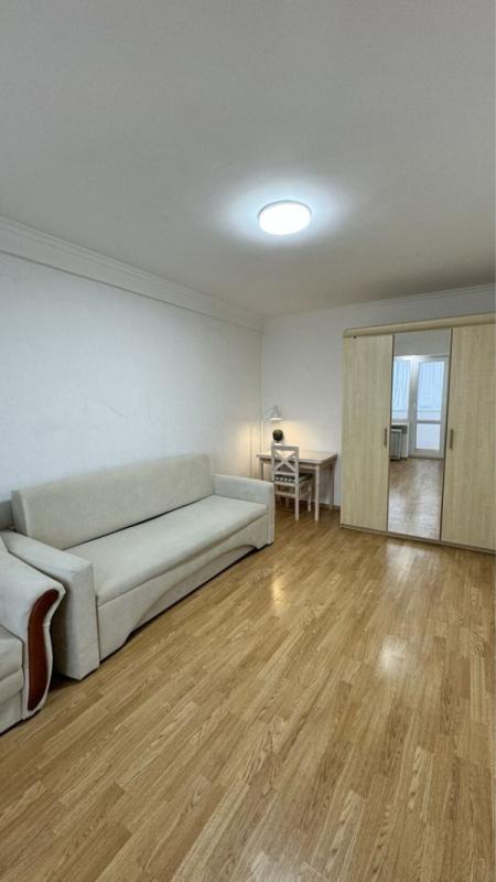 Long term rent 1 bedroom-(s) apartment Vvedenska Street 42
