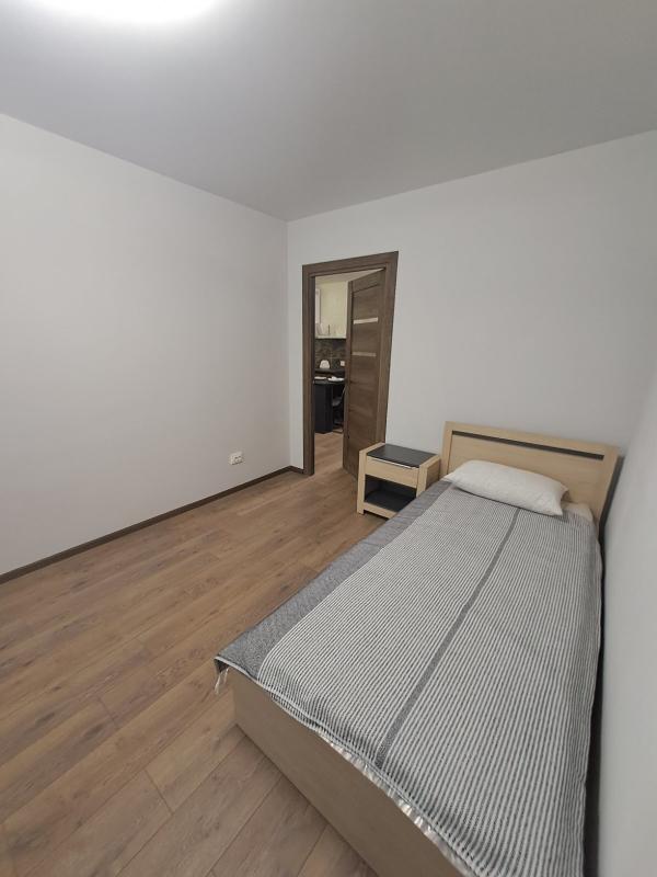 Sale 2 bedroom-(s) apartment 72 sq. m., Kyivska Street 8в