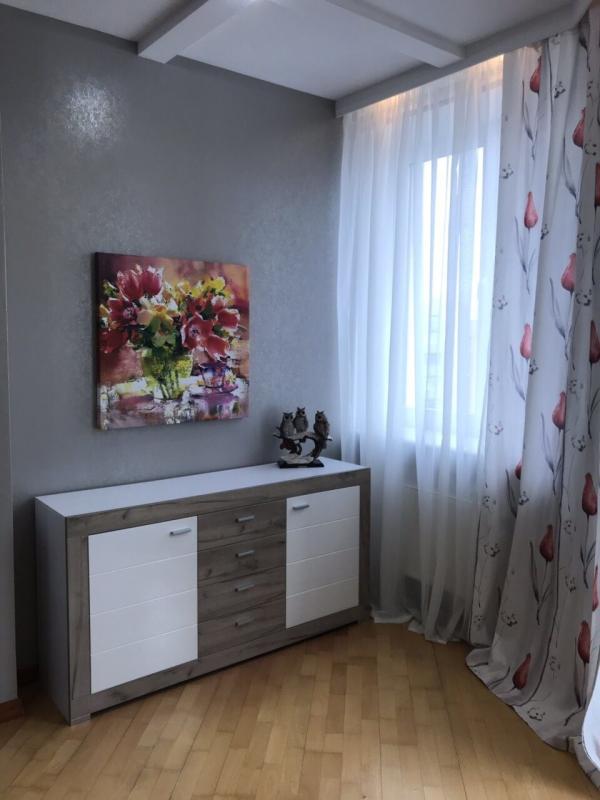Long term rent 4 bedroom-(s) apartment Kosmichna Street 12