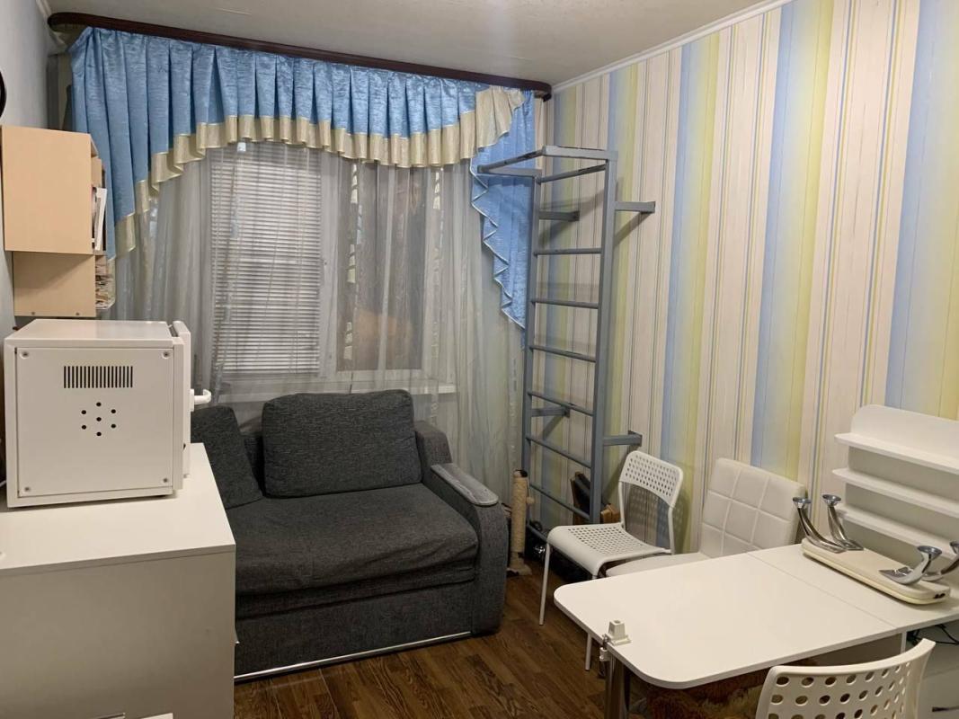 Sale 3 bedroom-(s) apartment 61.2 sq. m., Tankopiya Street 14а
