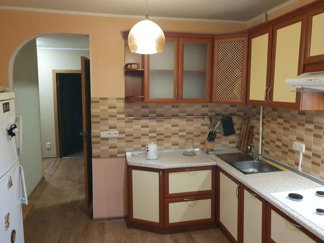 Long term rent 1 bedroom-(s) apartment Yuriia Haharina Avenue 174/4