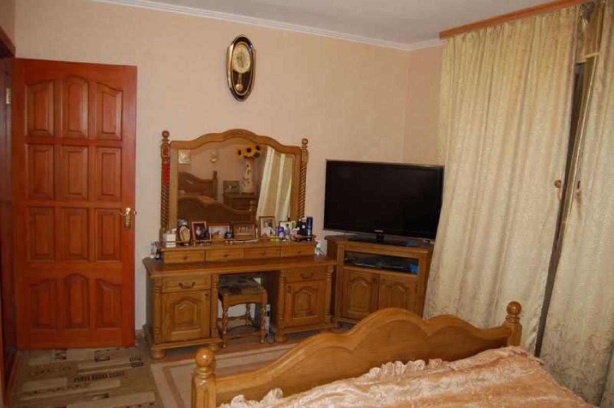 Продажа 3 комнатной квартиры 76 кв. м, Армянская ул.