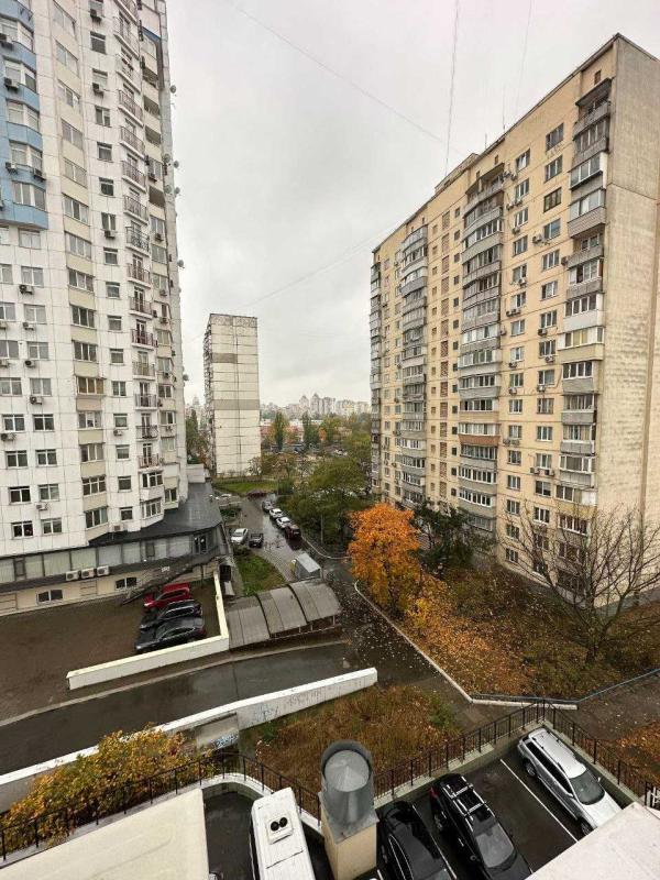 Long term rent 2 bedroom-(s) apartment Volodymyra Ivasiuka Avenue (Heroiv Stalinhrada Avenue) 55