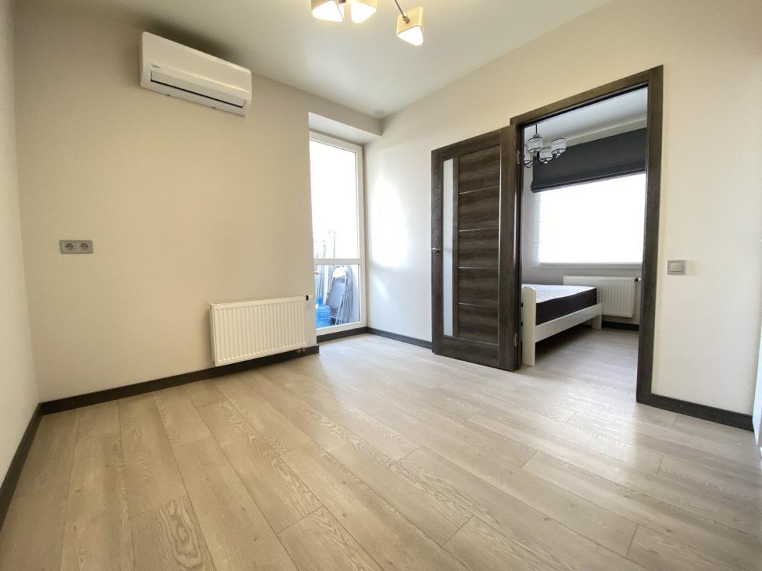 Long term rent 2 bedroom-(s) apartment Yelyzavetynska Street 7б