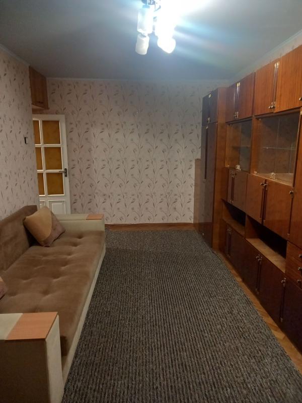 Продажа 2 комнатной квартиры 46 кв. м, Монюшко ул. 18