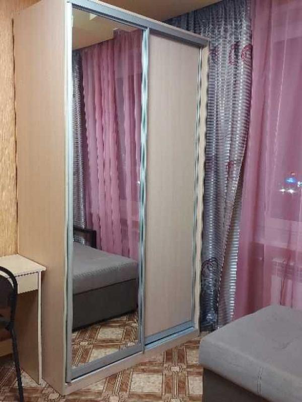 Long term rent 2 bedroom-(s) apartment Akademika Pavlova Street 148а