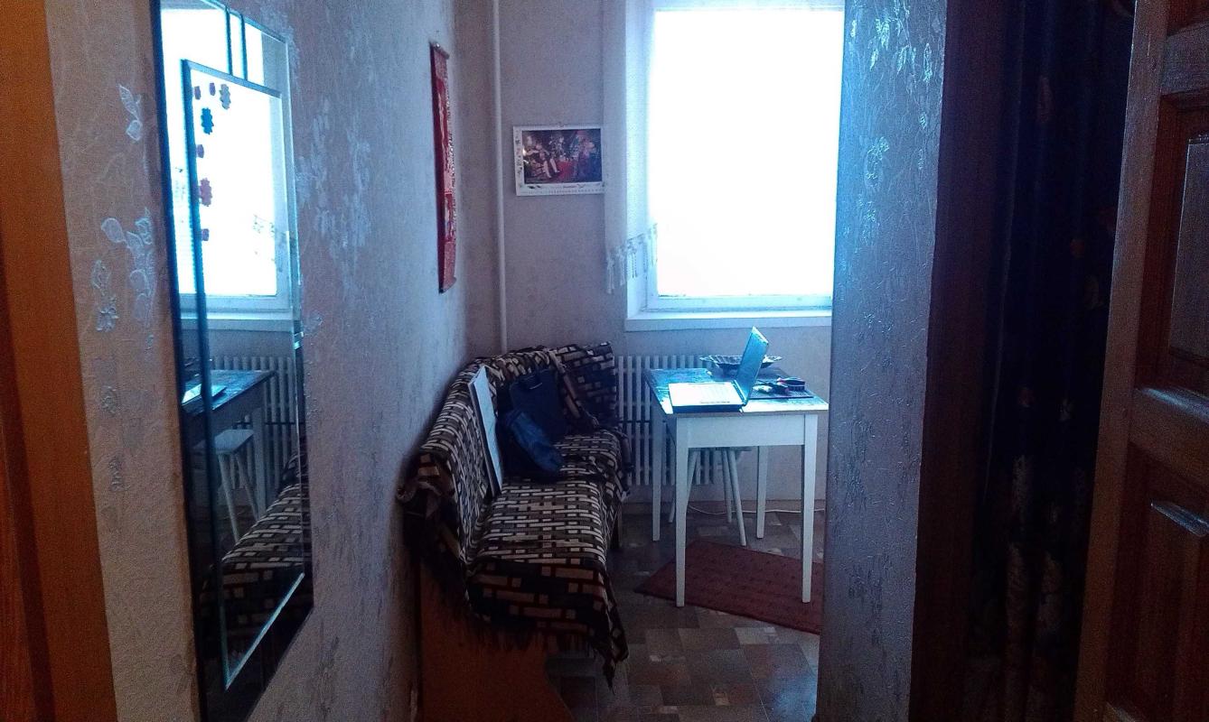 Довгострокова оренда 1 кімнатної квартири Пермська вул. 9