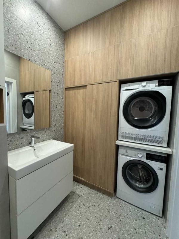 Long term rent 3 bedroom-(s) apartment Gareth Jones Street (Simi Khokhlovykh Street) 12