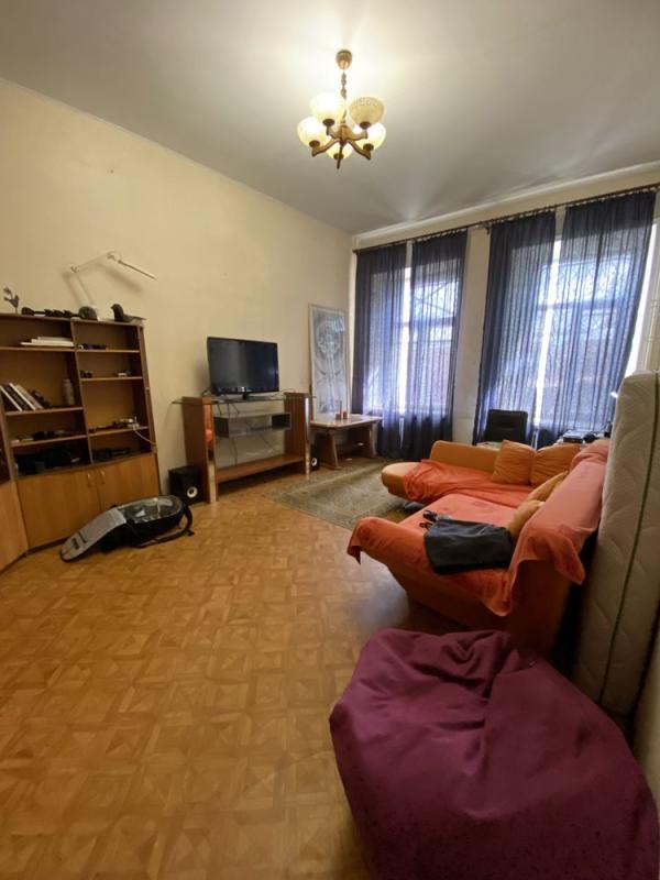 Продажа 2 комнатной квартиры 62 кв. м, Рымарская ул. 17