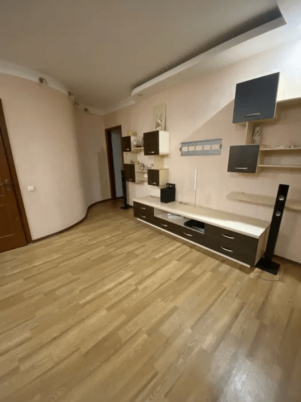 Long term rent 2 bedroom-(s) apartment 23 Serpnya Street 6