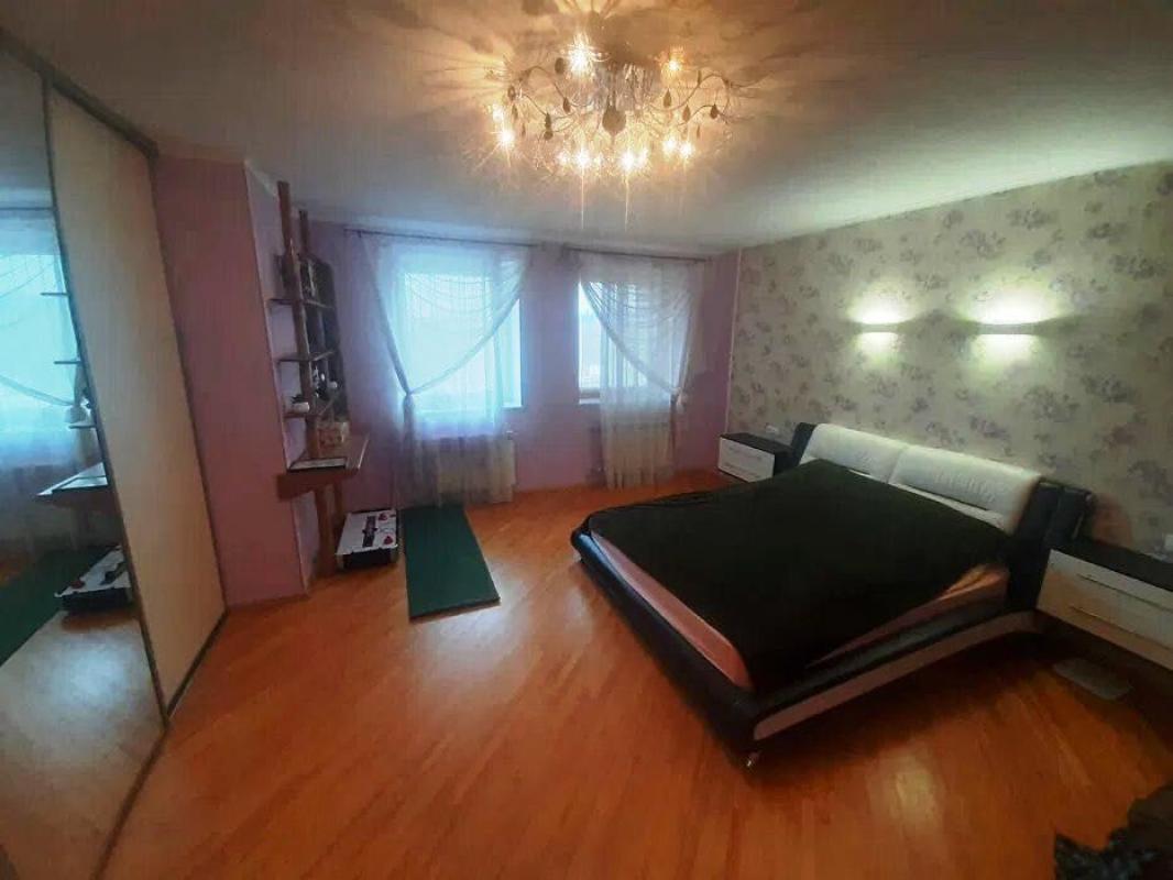 Sale 4 bedroom-(s) apartment 142 sq. m., Heroiv Kharkova Avenue (Moskovskyi Avenue) 128